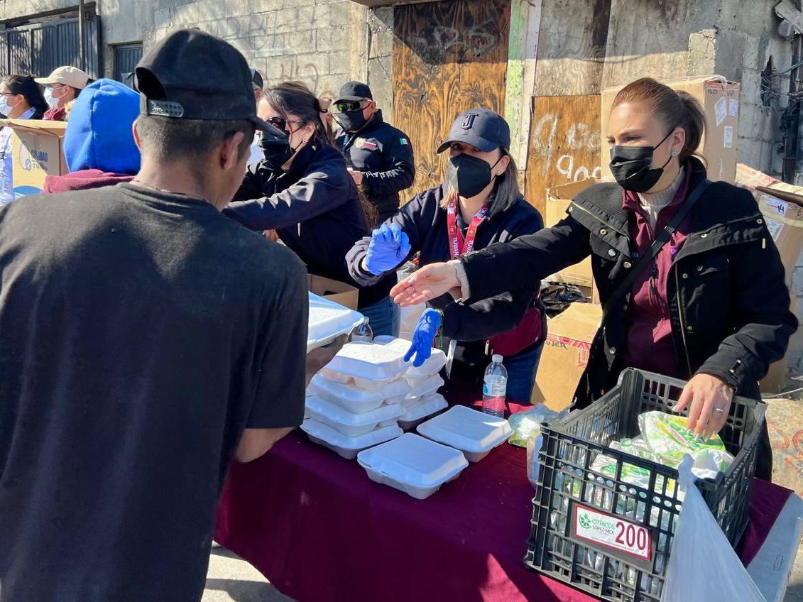 DIF TIJUANA BRINDA APOYO A FAMILIAS AFECTADAS POR INCENDIOS